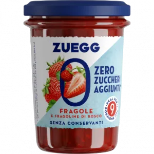 Preparazione di fragole senza zucchero e fragoline di bosco a ridotto contenuto calorico