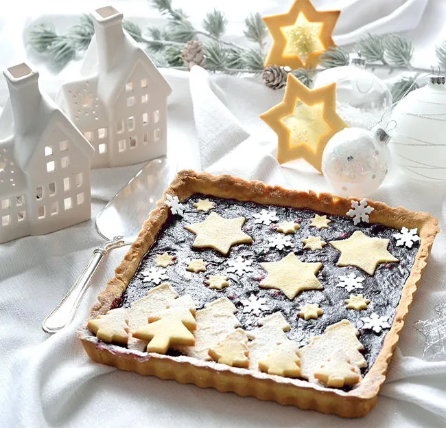 CROSTATA DI NATALE AI FRUTTI DI BOSCO