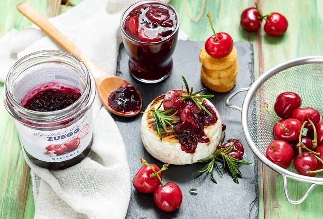 Ricette - Camembert e ciliegie piccanti