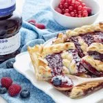 Ricette - Sfogliata ai frutti di bosco e ricotta