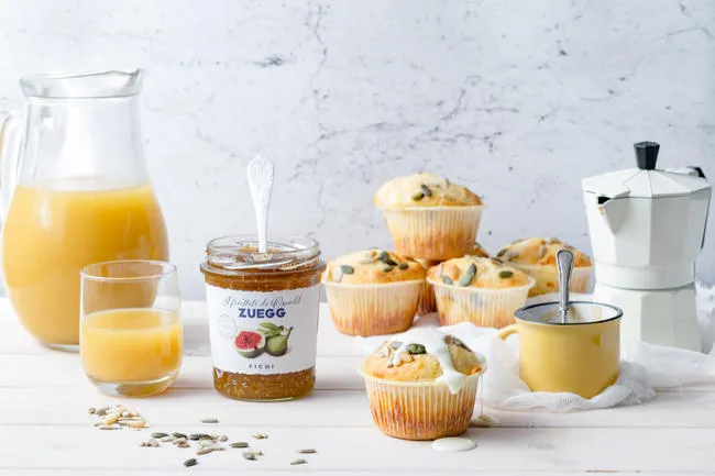 MUFFIN SALATI AL FORMAGGIO E FICHI