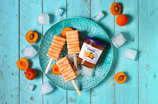 Ghiaccioli di yogurt e marmellata