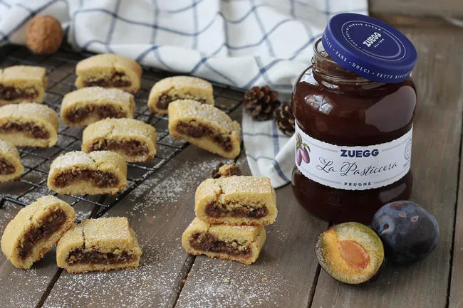 BISCOTTI OTTOBRINI ALLE PRUGNE