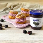 maxi cinnamon roll con marmellata di arance